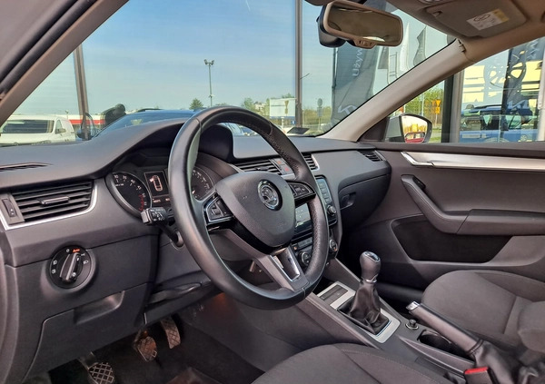 Skoda Octavia cena 46900 przebieg: 185913, rok produkcji 2016 z Bukowno małe 326